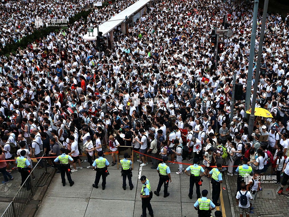 反修例游行局势失控 香港正在发生“颜色革命”吗（组图） - 4