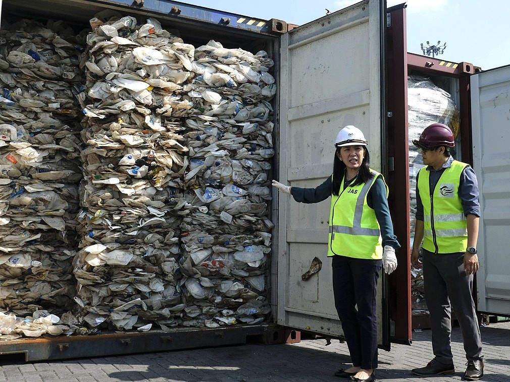 马来西亚拒收3000吨洋垃圾：不做西方国家垃圾场（图） - 1