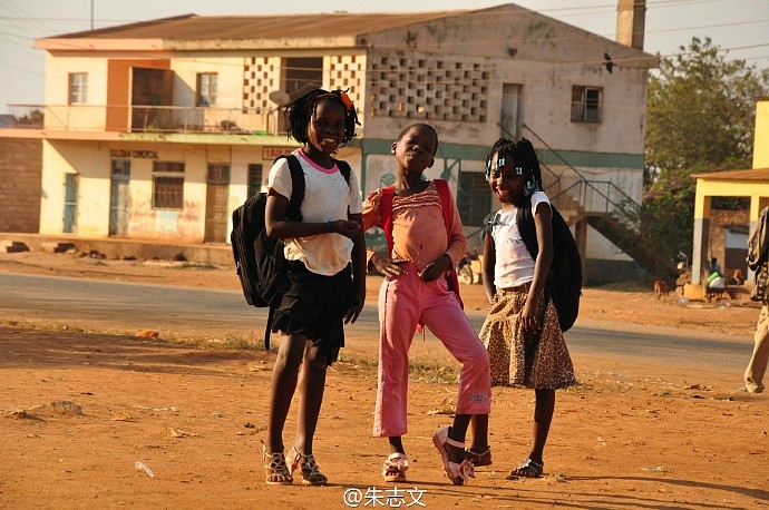 莫桑比克小镇 乌隆盖的朴实与繁华 - 2
