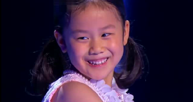 厉害了！9岁中国小女孩天籁之音征服美国达人秀评委，Youtube百万点击量！（ - 10