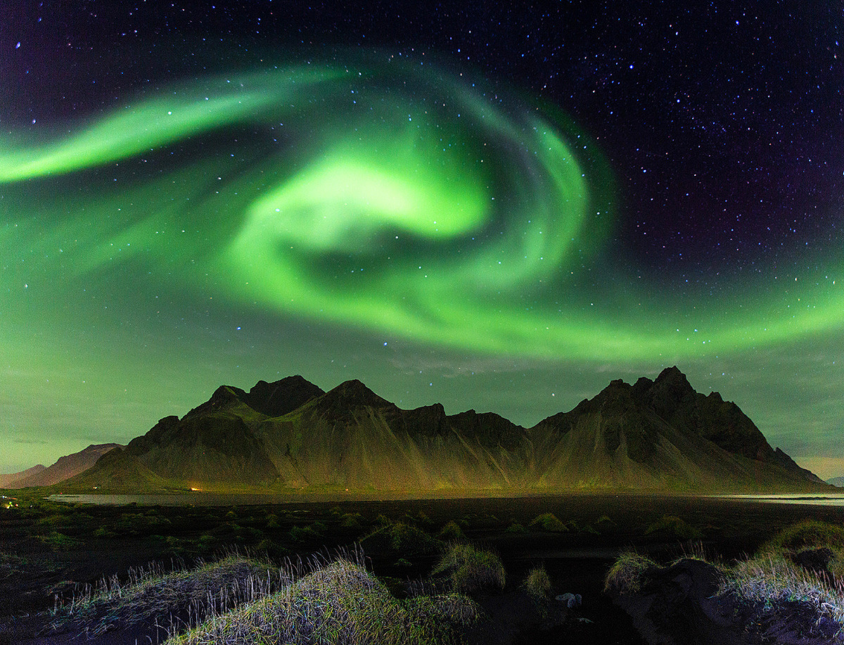 神一样的伫立：Vestrahorn山，冰岛必拍绝美场景之三 - 11