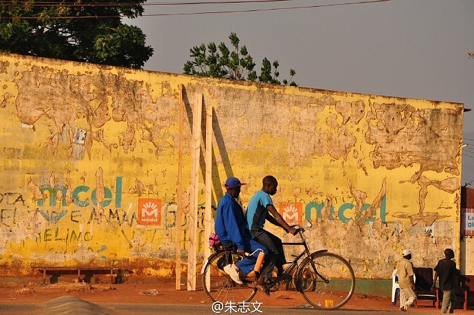 莫桑比克小镇 乌隆盖的朴实与繁华 - 28