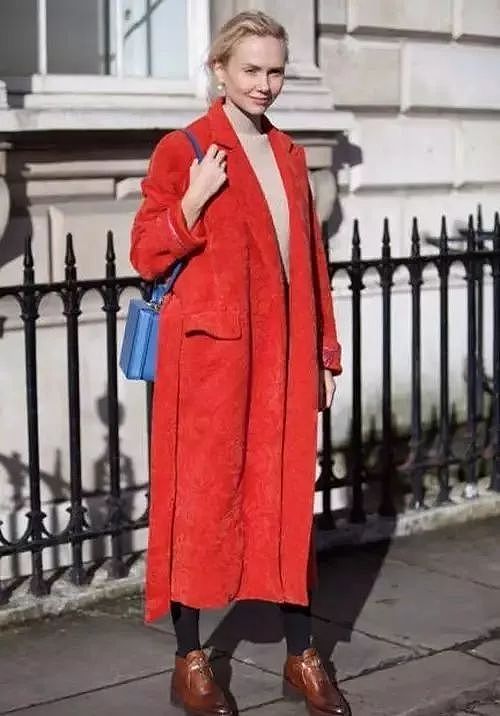 通过这件红大衣，能让你从村姑逆袭成女神 - 22