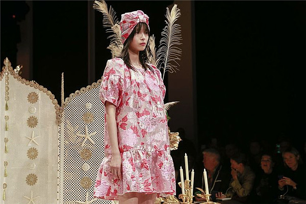 浪漫的田园少女！Anna Sui 2019春夏系列抢先看 - 12