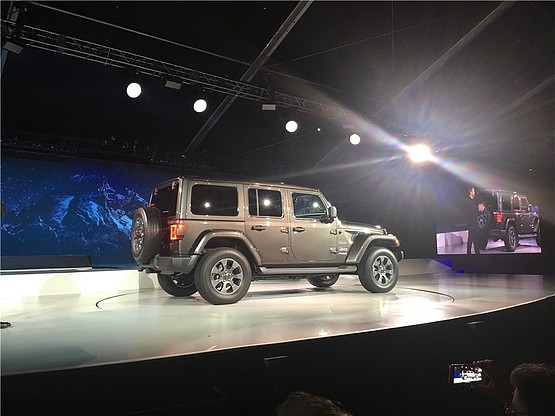 Jeep全新牧马人发布 将搭2.0T发动机 - 3