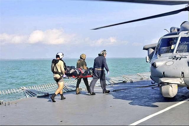 搜救工作闹乌龙 大马海军发现并移交美军遗体并非失踪美军舰舰员