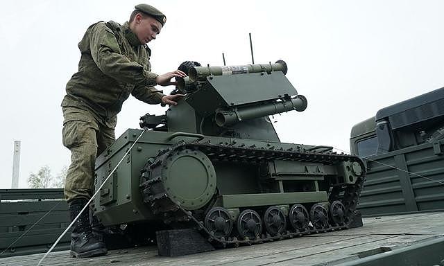 俄媒报道多型无人战争机器 对乌克兰“挑衅”不屑于回应