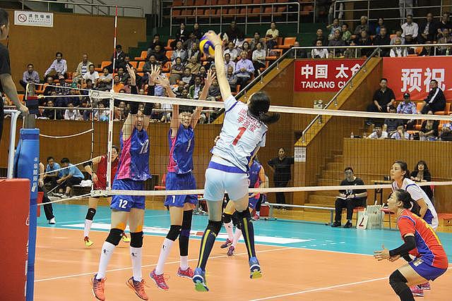 天津女排3-1战胜山东队 夺得全国女排锦标赛冠军