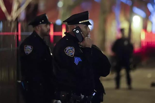 纽约警察将配备iPhone，抛弃冷门的Windows手机
