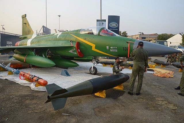 尼日利亚空军只有九架战斗机，将装备枭龙战机实力大增