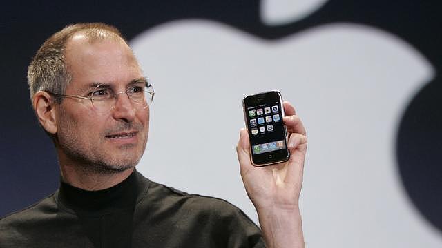 乔纳森·艾维：iPhone X 准备了五年，苹果仍在不断创新