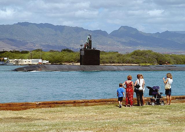 美国海军核潜艇的荒唐事，曾因为一顿饭撞沉日本渔船