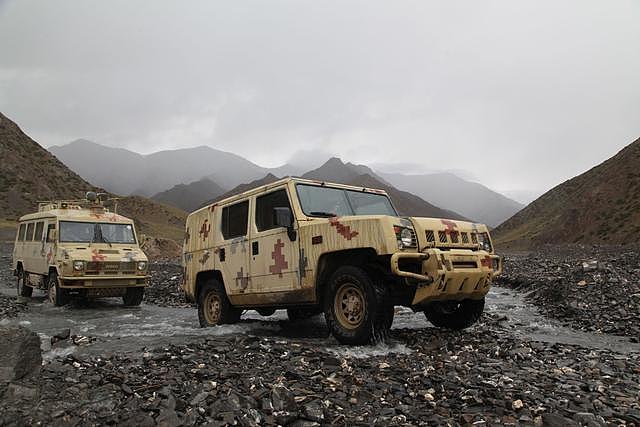 新疆高海拔地区边境线上 有这群中国军人在默默巡逻守卫