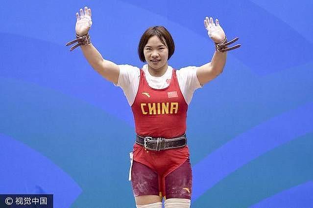 汪周雨夺全运会女子举重75公斤级冠军 向艳梅摘69公斤级金牌
