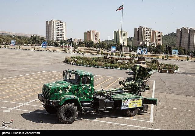 伊朗军工脑洞有水平：车载炮配自动装弹机炮手可远距遥控开火