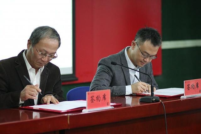 中国首个运筹学算法平台正式发布——杉数科技与上海财经大学联合举行产学研合作签约仪式
