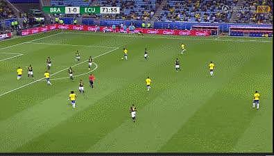 巴西2-0厄瓜多尔，暴力鸟、库蒂尼奥建功