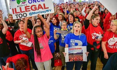 停课罢工9天 美国最穷州的教师们终于胜利获得5%加薪 - 2