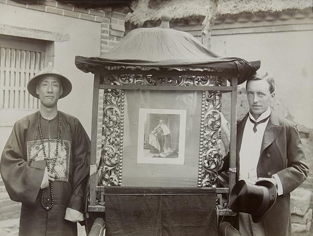 溥仪最忠心的人，清朝灭亡多年后，他依然每天在屋前升起清朝龙旗