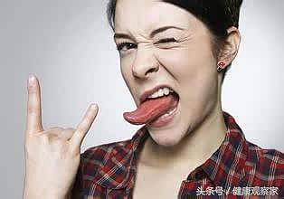 通过舌头看身体健康状态，有种舌苔很危险