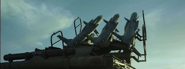 电影《空天猎》动用真正俄国野战防空导弹，后被国产战机轻松干掉