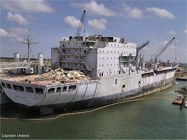 美国海军究竟有多任性，两艘四万吨补给舰说不要就不要