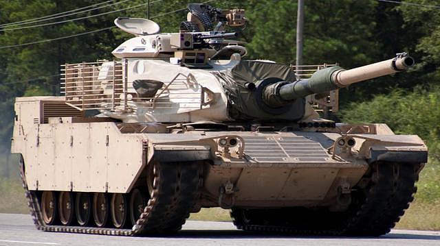 美国帮台装甲部队M60坦克升级120毫米炮，和99坦克比还差N条街！