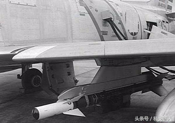 中国唯一用战利品研制的导弹：因争夺响尾蛇与苏联闹翻！