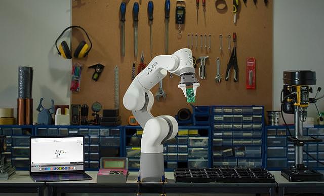 Automata Technologies：这家公司由两位建筑工程师创建，想制造出便宜的机器人手臂