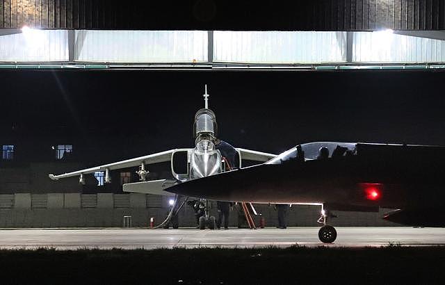 中巴雄鹰-6演习如火如荼 夜幕下在戈壁滩首次展开夜间对抗演练