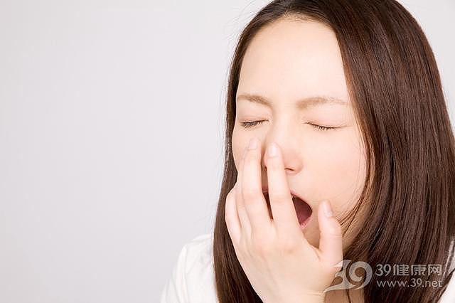 这6个症状在“警告”你：可能得喉癌了！