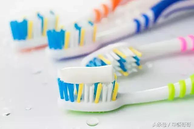 家里牙膏含有这种成分的，赶紧扔掉！为了家人都要看一下！