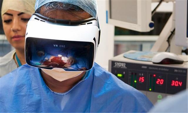 利用VR技术完全还原手术实操过程，EVR欲打造沉浸式学习的医疗教育平台
