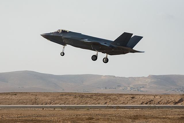 以色列空军的隐形战机越来越多，未来一大作用让伊朗发慌