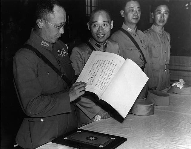 历史上的今天 日本签署对华投降书 十四年抗战终获胜利