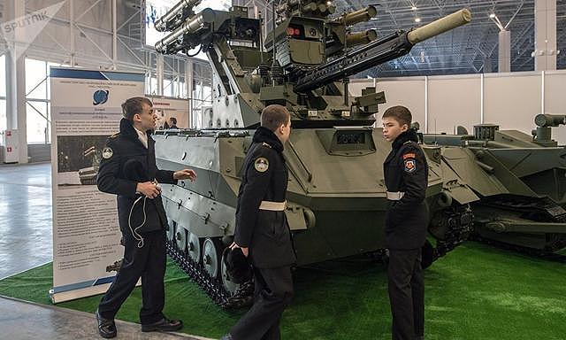 俄媒报道多型无人战争机器 对乌克兰“挑衅”不屑于回应