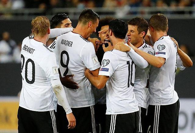 德国5-1大胜，戈雷茨卡双响，埃姆雷詹世界波