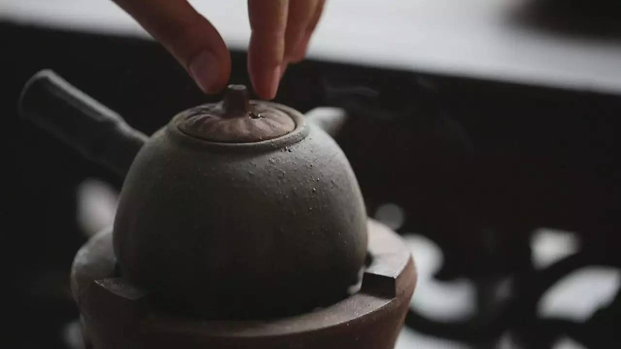 两年烘焙四次，浙大研究生做了30年茶终成一代茶匠｜美好心选 - 9
