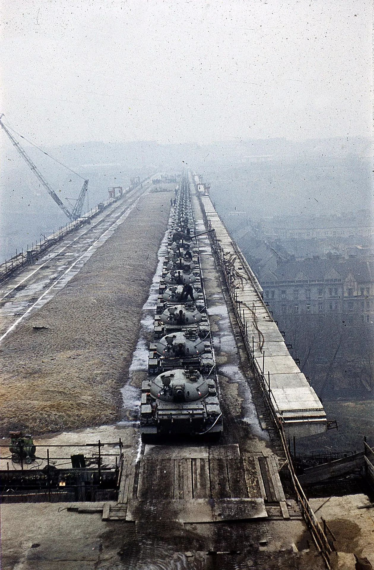 学中国：捷克也曾调一个装甲师60辆坦克碾压新建大桥检验坚固性 - 5