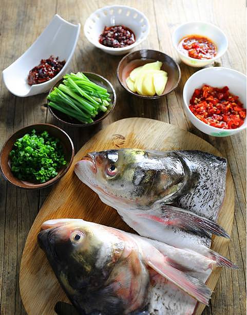 鱼头的10种鲜美吃法，超简单超快手，光会煮汤简直亏大了！ - 2