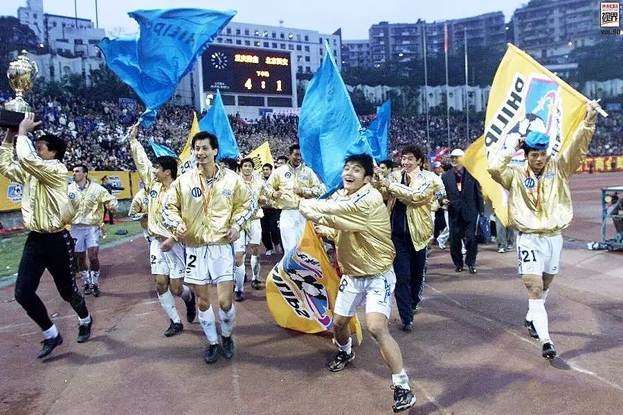 公安部下属的这队入驻重庆五年，拿到冠军的当年却不得不退出足坛 - 3