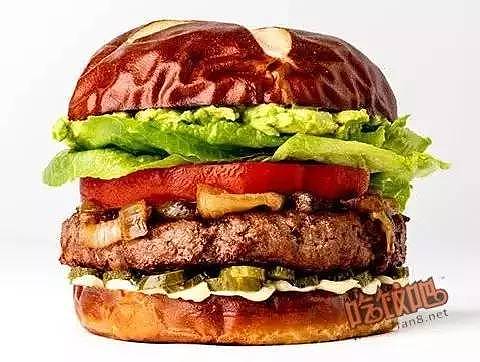 斥1.8亿巨资打造出来的“人造肉”汉堡竟然和普通肉一样好吃 - 3