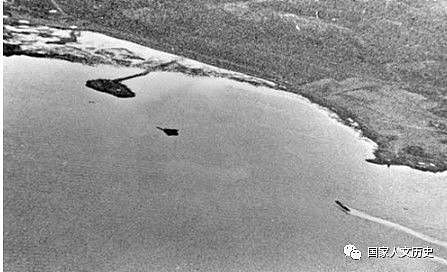 最兴师动众的“打脸”：为揭穿纳粹谎言，美国突击者号航母扫荡了挪威峡湾 - 11