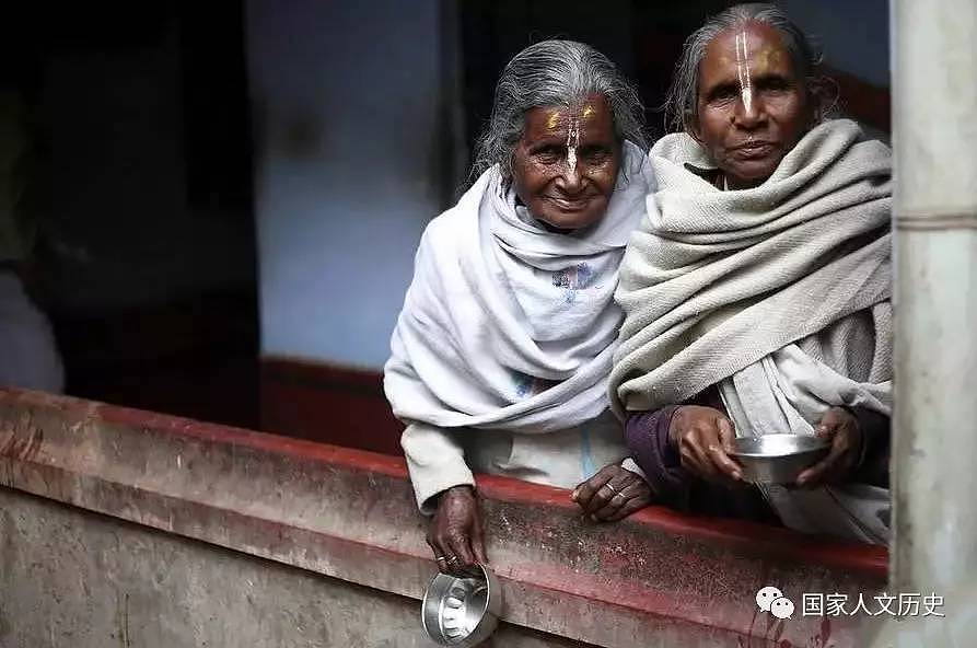 印度女性社会地位低的根源：宗教，还是嫁妆？ - 10