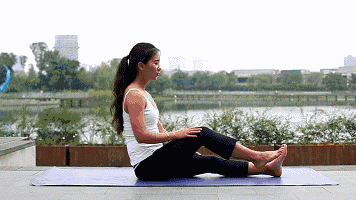 练瑜伽“双腿抖动”不可大意,可能是出现了这些问题! ‖ Daily Yoga - 6