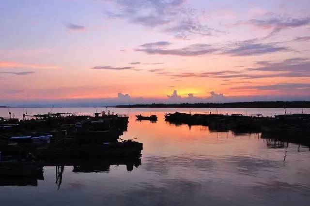 与越南隔海相望的这个渔岛，藏着中国的“斯里兰卡”，让人一见倾心 - 1