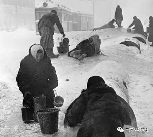 残酷无比的列宁格勒拉多加湖补给线：整队雪橇上的人全部冻死 - 6