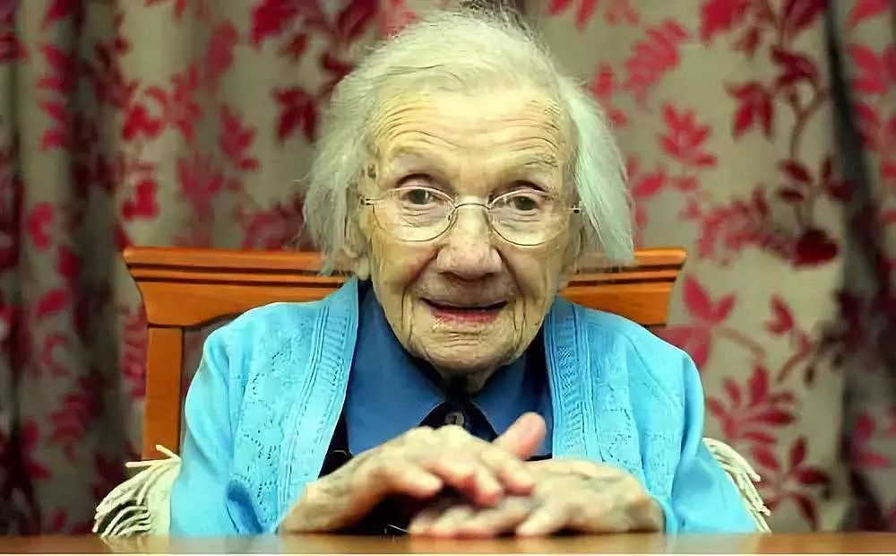 “多喝粥，少碰男人能长寿”这个109岁老太太的话太真实了！ - 2