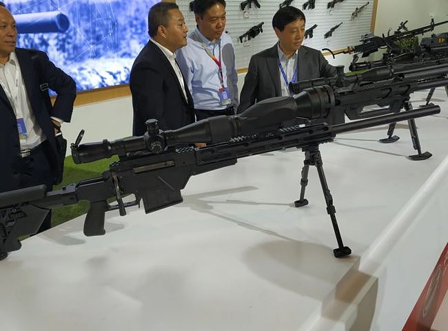 中国8.6毫米狙击步枪现身，比26万打得准打的远！｜轻武专栏 - 2
