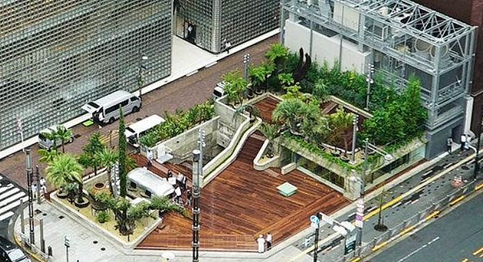 索尼拆了大楼，在东京最贵的地段修了个公园。 - 11